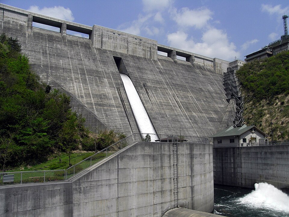 姉川ダム（滋賀）