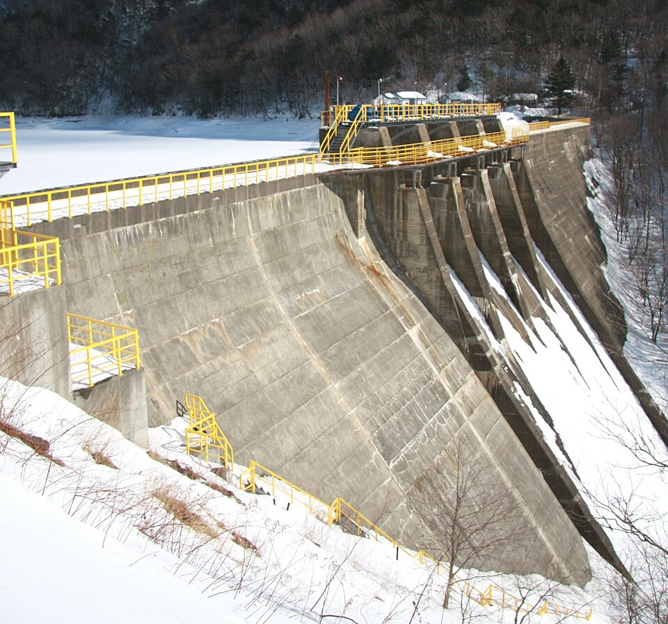 幌満川第3発電所ダム（北海道）