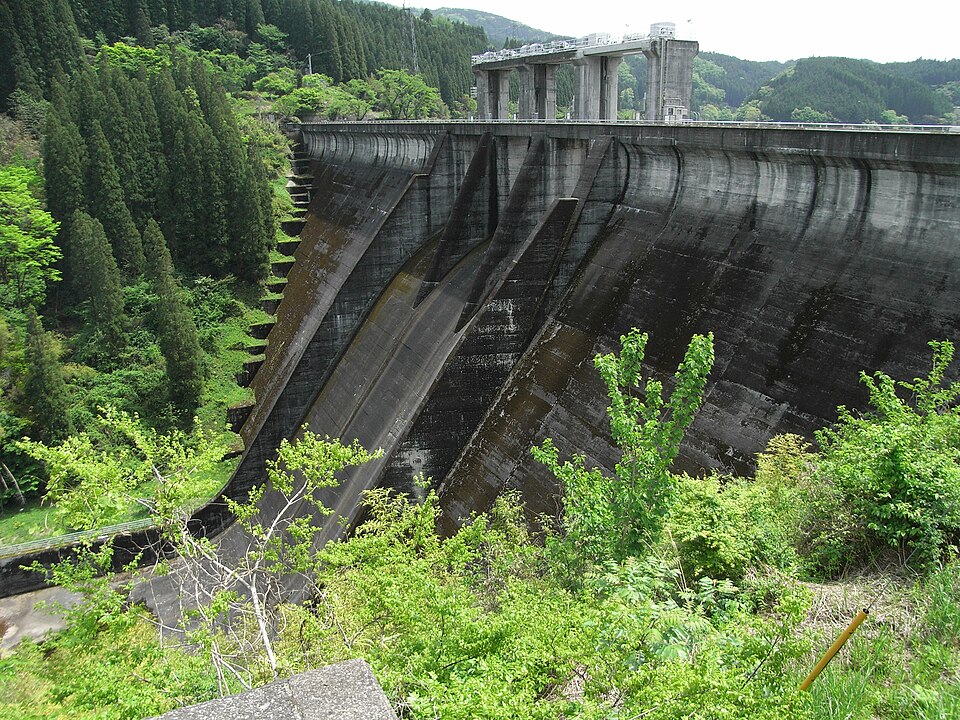 芹川ダム (大分県)（大分）