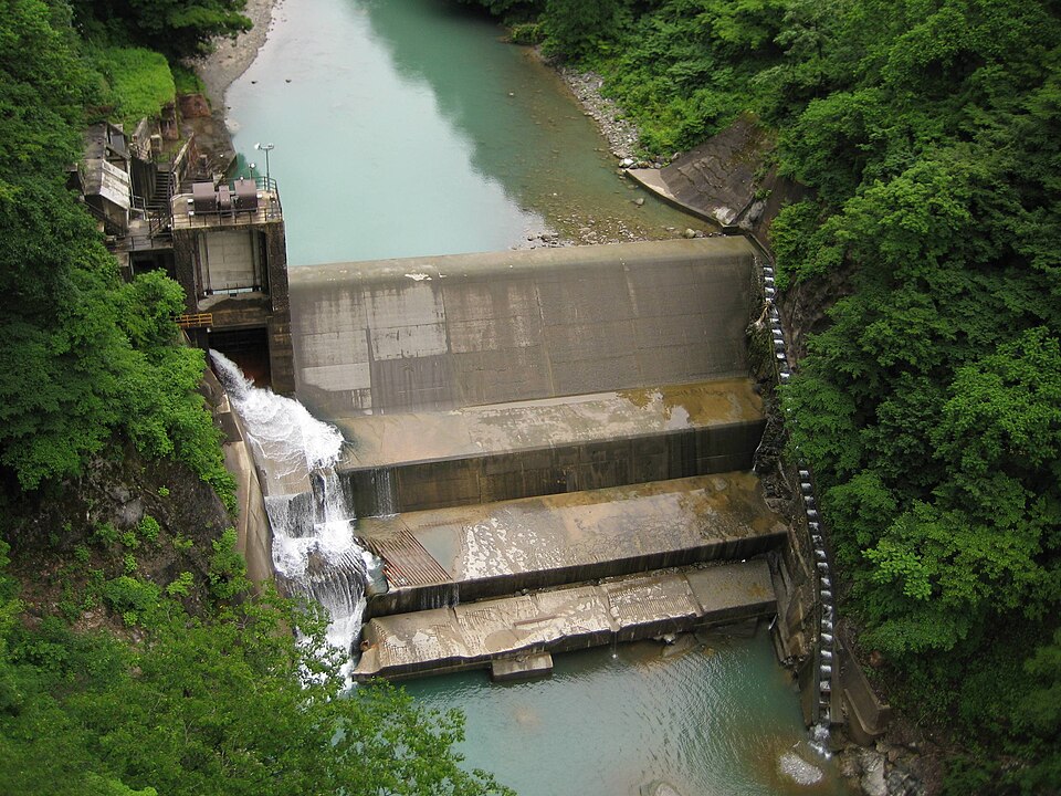 吉野谷ダム（石川）