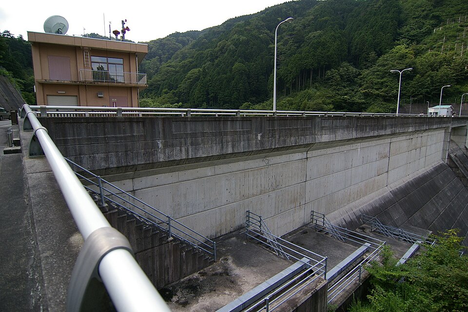 岩村ダム（岐阜）
