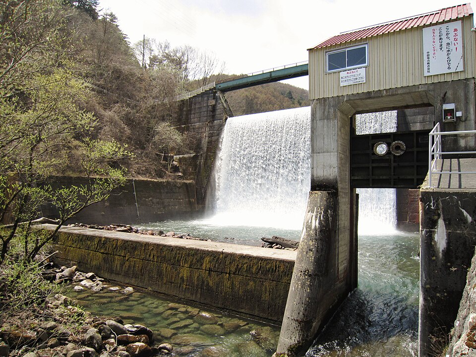 須砂渡ダム（長野）