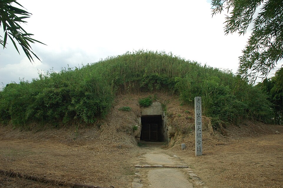 箭田大塚古墳（岡山）