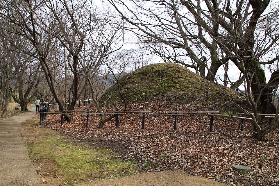 中尾山古墳（奈良）