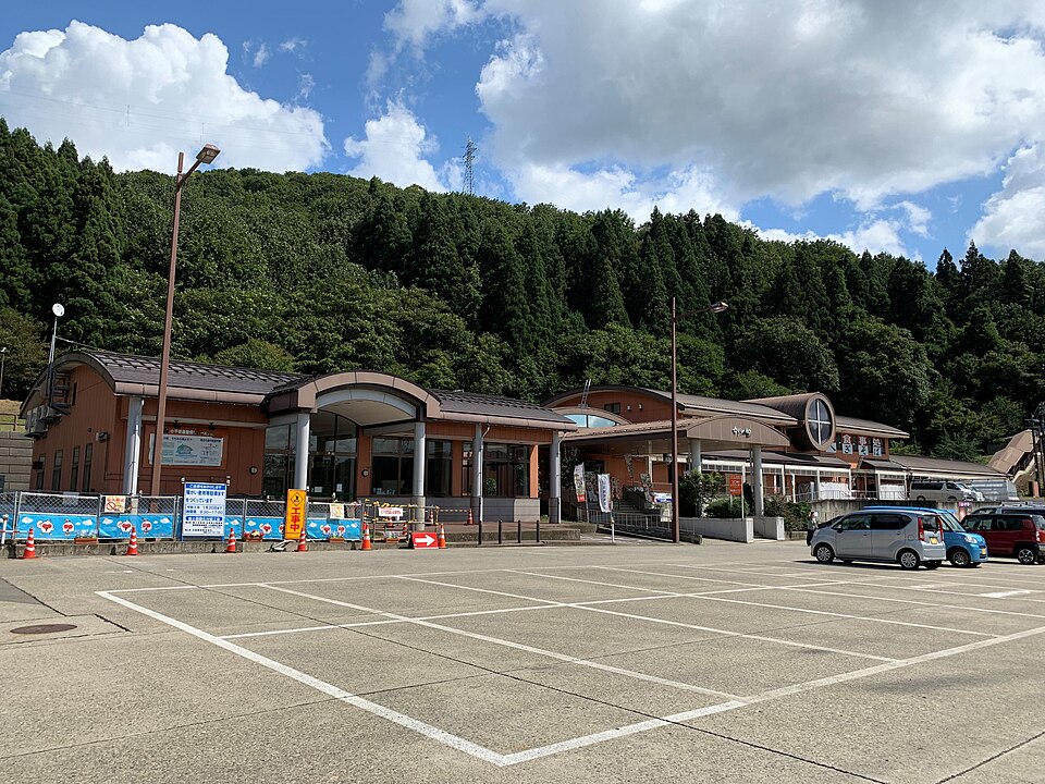 道の駅ちぢみの里おぢや（新潟）