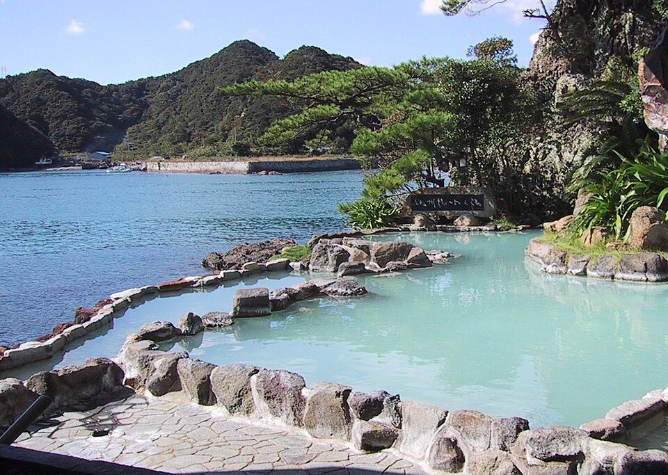 南紀勝浦温泉（和歌山）