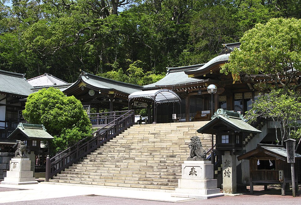 鎮西大社諏訪神社（長崎）