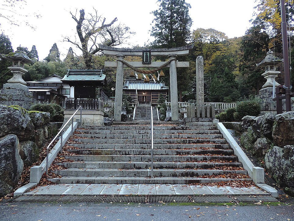 鉛練比古神社（滋賀）