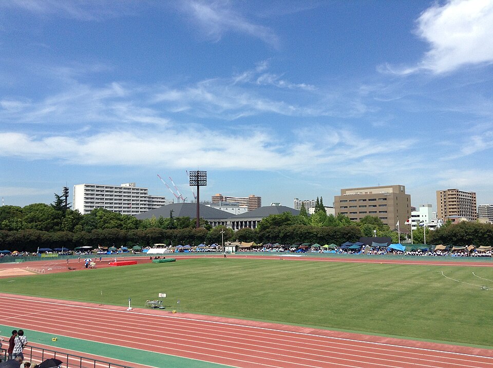 尼崎市記念公園陸上競技場（兵庫）