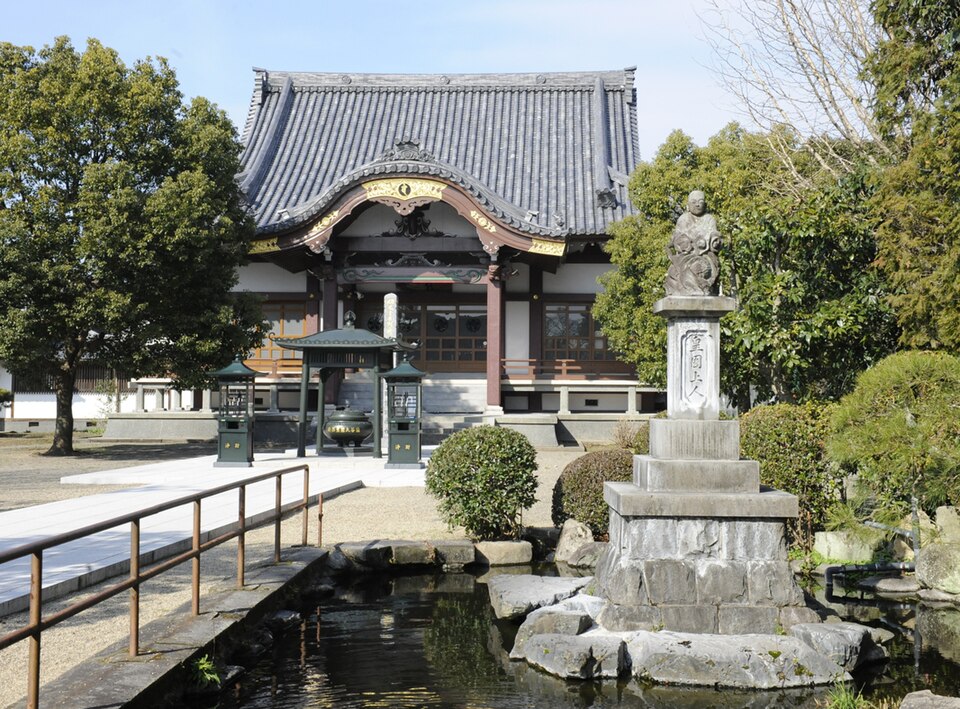 蓮華院誕生寺（熊本）