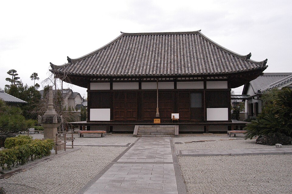 額安寺（奈良）
