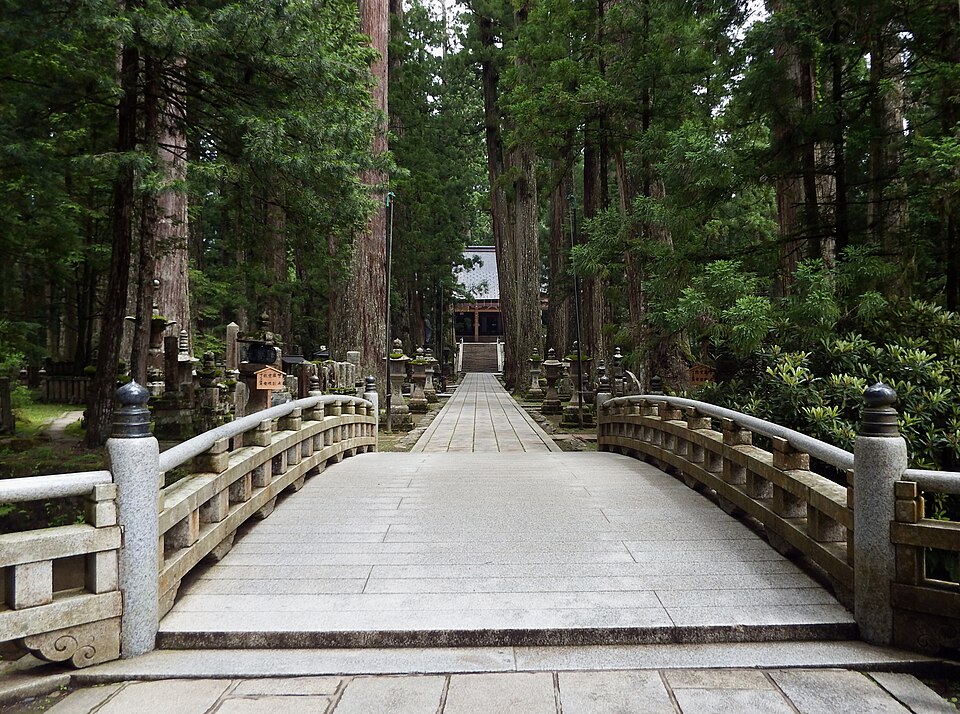 奥之院（和歌山）